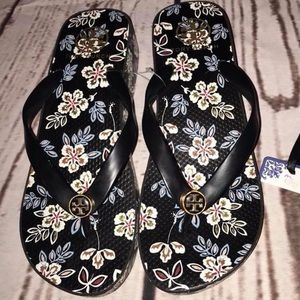 NWOT Size 8 Tory Burch Wedge Flipflops